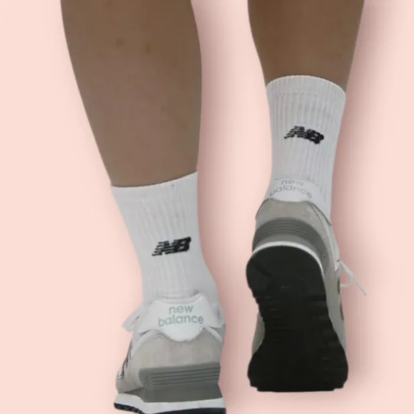 (NWOT) New Balance® Classic 574 Women's Shoes - Nimbus Cloud / White - Size 7 - Picture 9 of 9